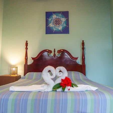 Casa Zen Guesthouse & Yoga Center Playa Santa Teresa  Exterior photo