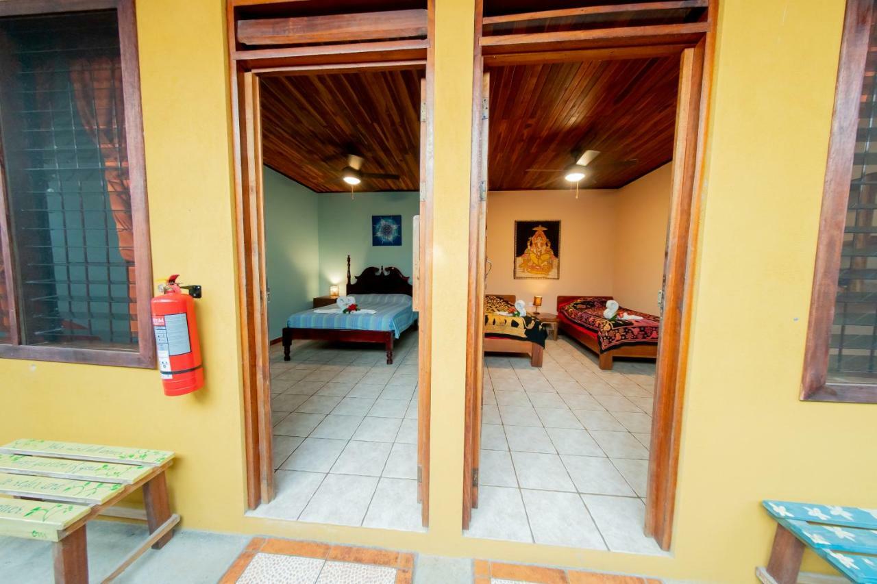 Casa Zen Guesthouse & Yoga Center Playa Santa Teresa  Exterior photo