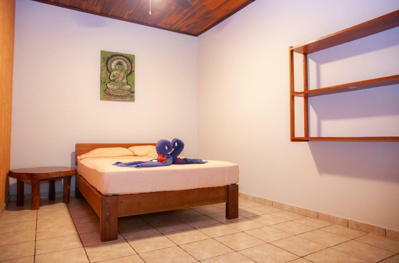 Casa Zen Guesthouse & Yoga Center Playa Santa Teresa  Exterior photo